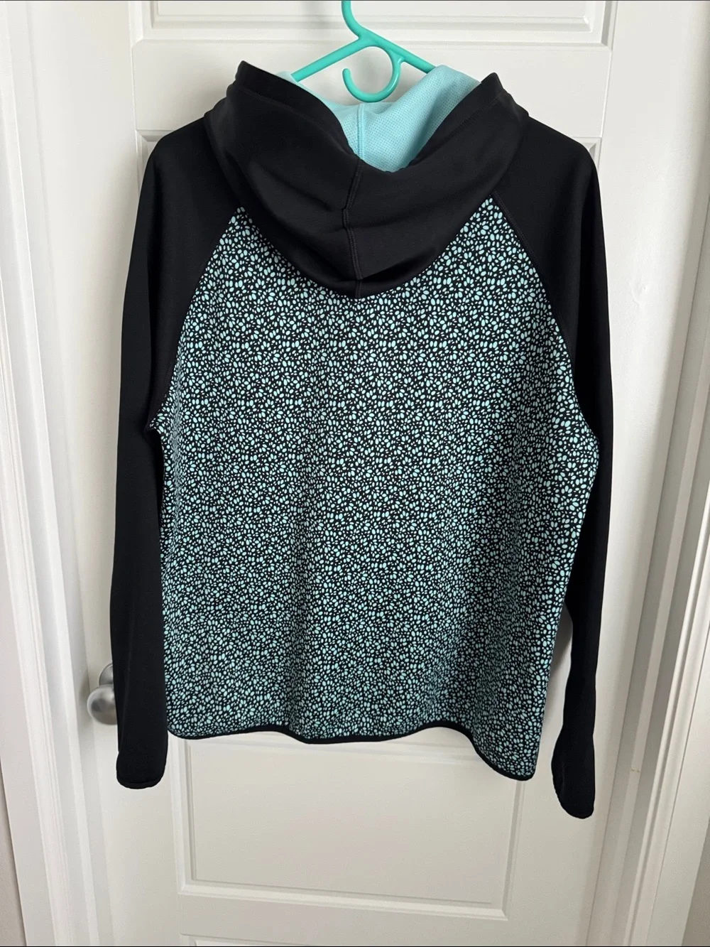 Nike Black & Aqua Patterned Hooded Zip Jacket